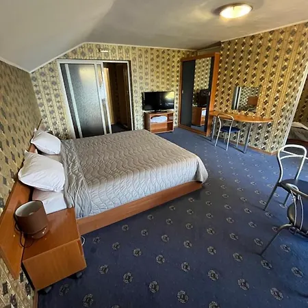 панорама Hotel Dospat