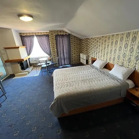 панорама Hotel 2*